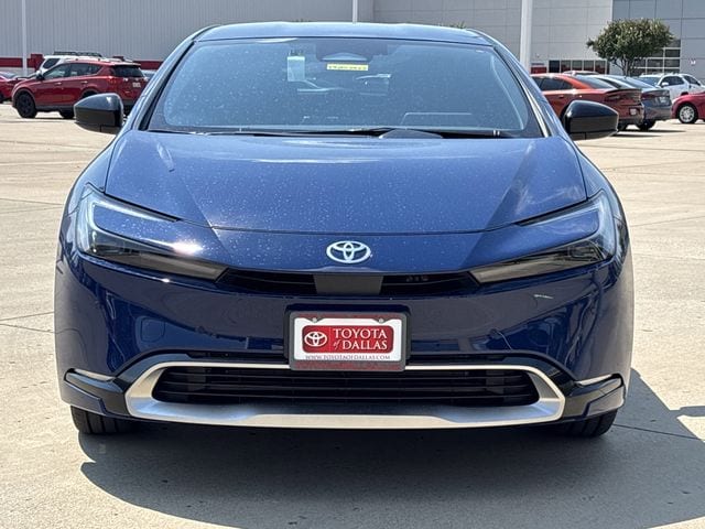 2026 Toyota Prius Plug-in Hybrid XSE - Photo 6