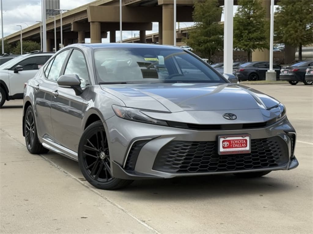 New 2026 Toyota Camry SE Sedan