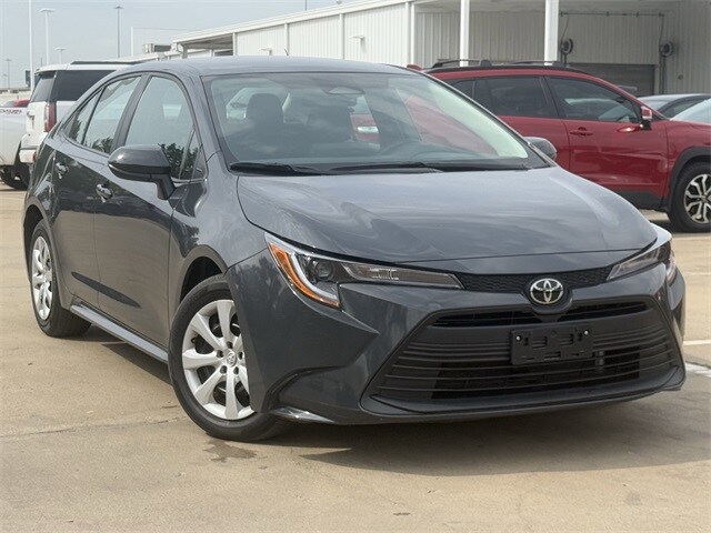 Used 2024 Toyota Corolla LE with VIN 5YFB4MDEXRP179726 for sale in Northfield, Minnesota