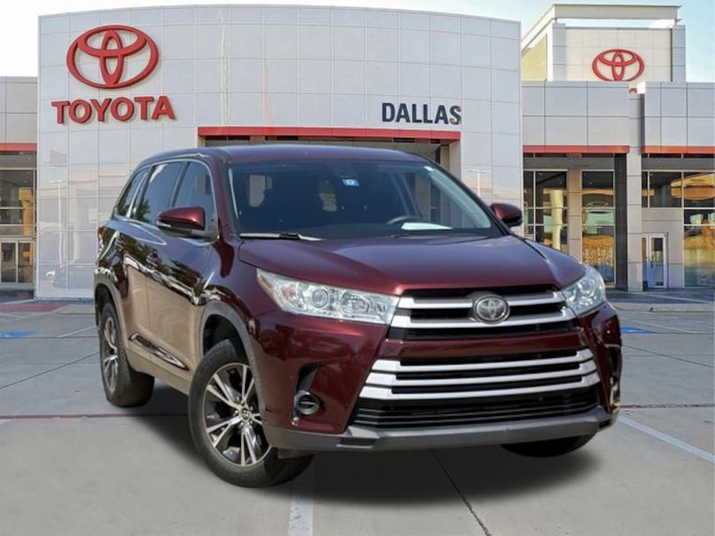 Used 2019 Toyota Highlander LE SUV