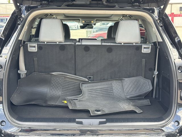2024 Toyota Highlander Platinum - Photo 37