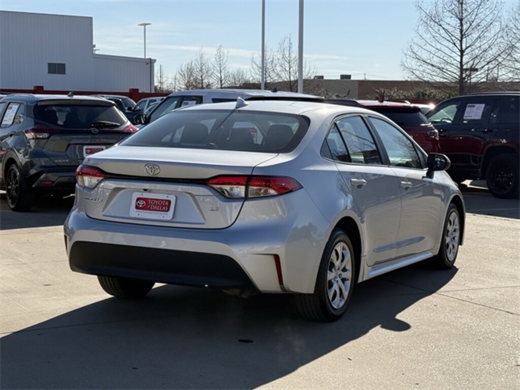 Used 2024 Toyota Corolla LE Sedan