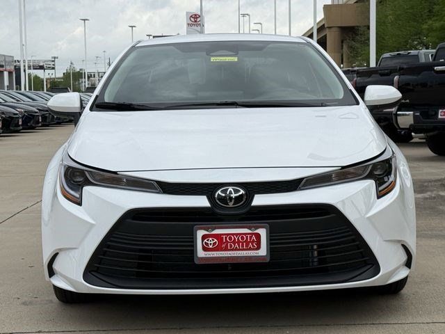 2026 Toyota Corolla LE - Photo 8