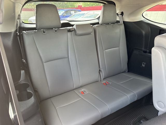 2024 Toyota Highlander Platinum - Photo 36