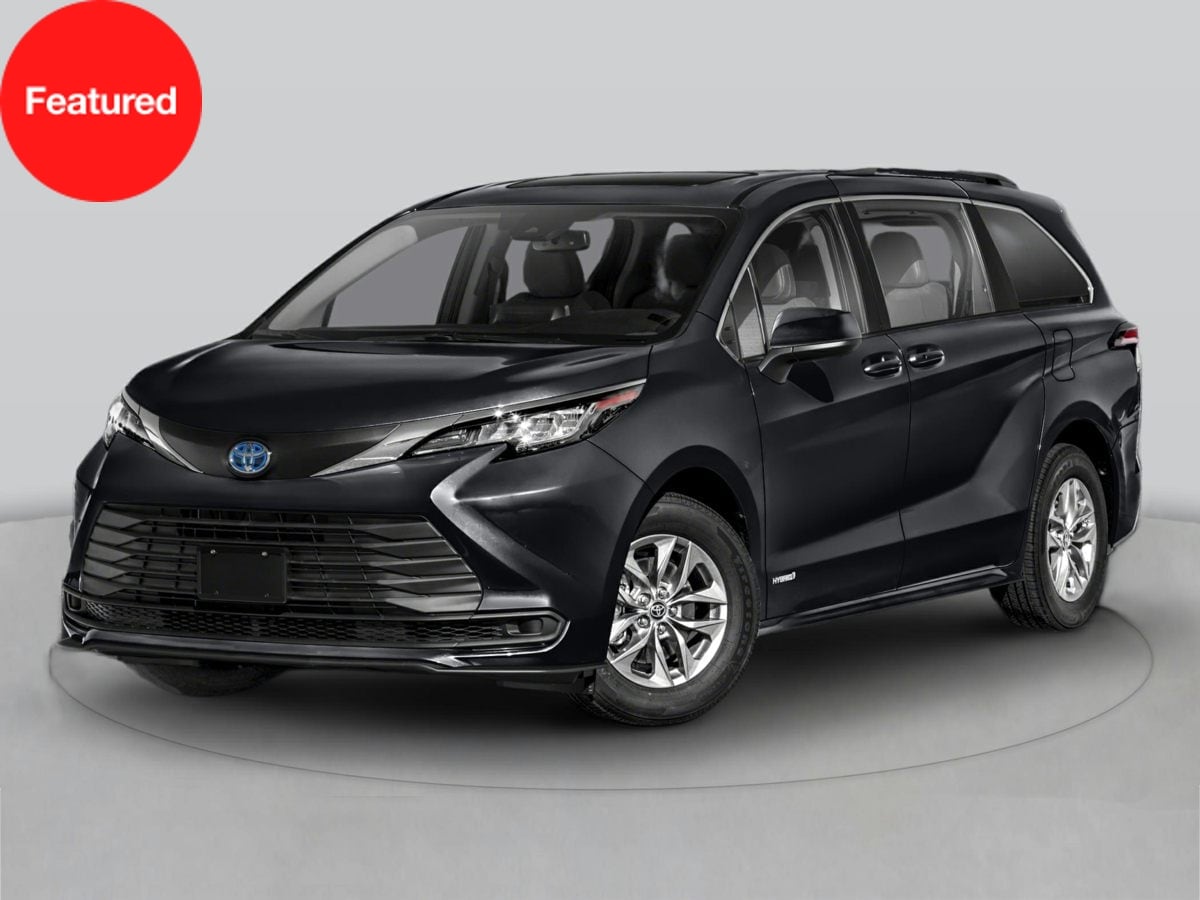 2025 Toyota Sienna Woodland Edition's photo