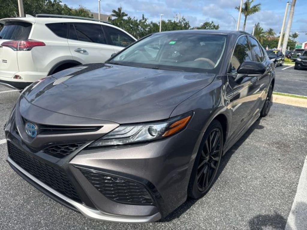 Used 2024 Toyota Camry Hybrid XSE Sedan