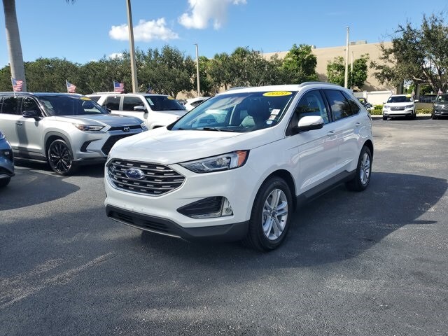 2020 Ford Edge SEL photo 2