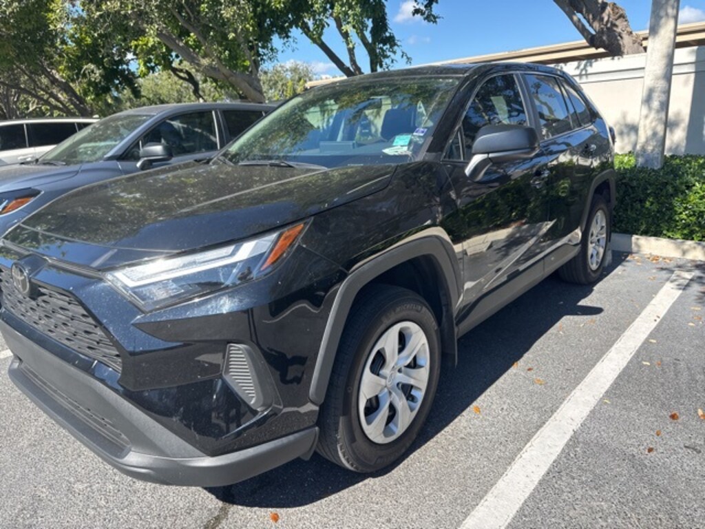 Used 2024 Toyota RAV4 LE SUV