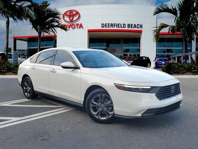 2023 Honda Accord EX's photo