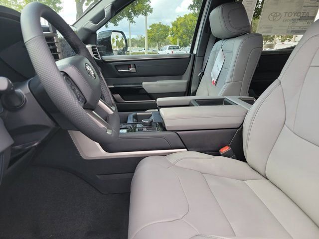 2026 Toyota Tundra Limited - Photo 17