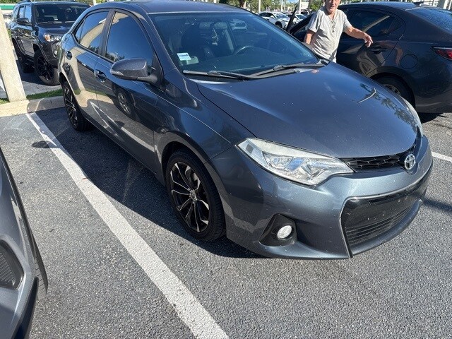 2014 Toyota Corolla Plus photo 2