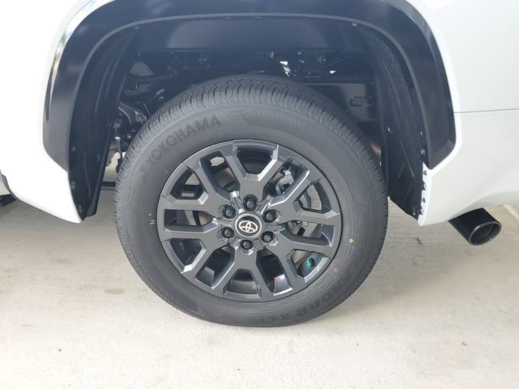 New 2026 Toyota Tundra i-FORCE MAX Platinum Truck CrewMax