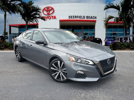 2022 Nissan Altima 2.0 SR Sedan