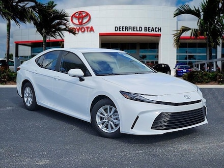 2025 Toyota Camry LE Sedan