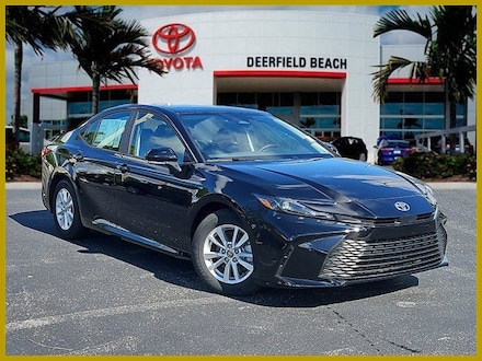 2025 Toyota Camry LE Sedan