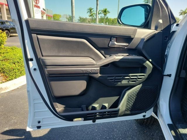 2026 Toyota Tacoma TRD Sport - Photo 12
