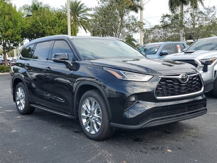 2026 Toyota Highlander Limited SUV