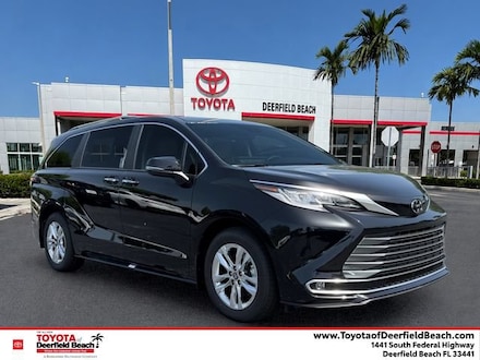 2026 Toyota Sienna Limited 7 Passenger Van Passenger Van