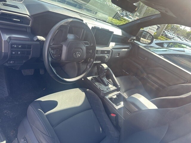 2024 Toyota Tacoma SR5 photo 4