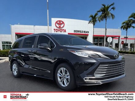 2026 Toyota Sienna Limited 7 Passenger Van Passenger Van