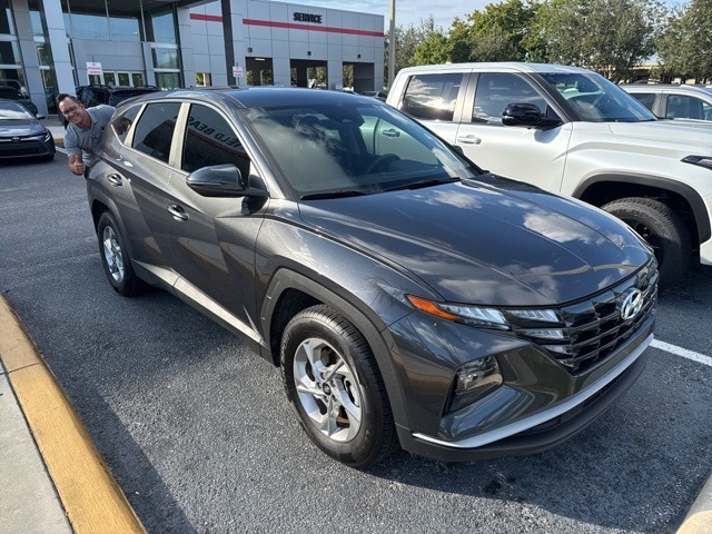 2022 Hyundai Tucson SE's photo