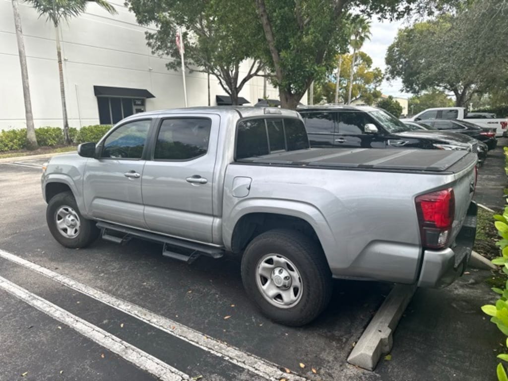 Used 2021 Toyota Tacoma SR5 Truck Double Cab