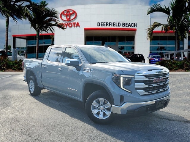 2024 GMC Sierra 1500 SLE's photo