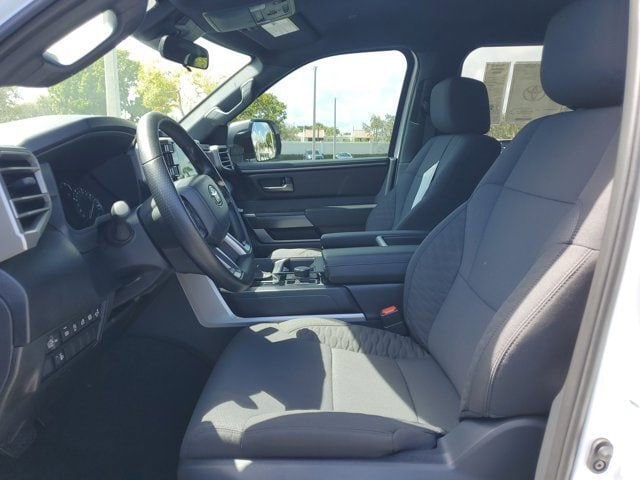 2026 Toyota Tundra SR5 - Photo 10