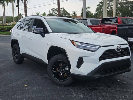 2025 Toyota RAV4 Hybrid XLE SUV