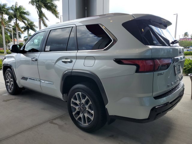 2025 Toyota Sequoia photo 3