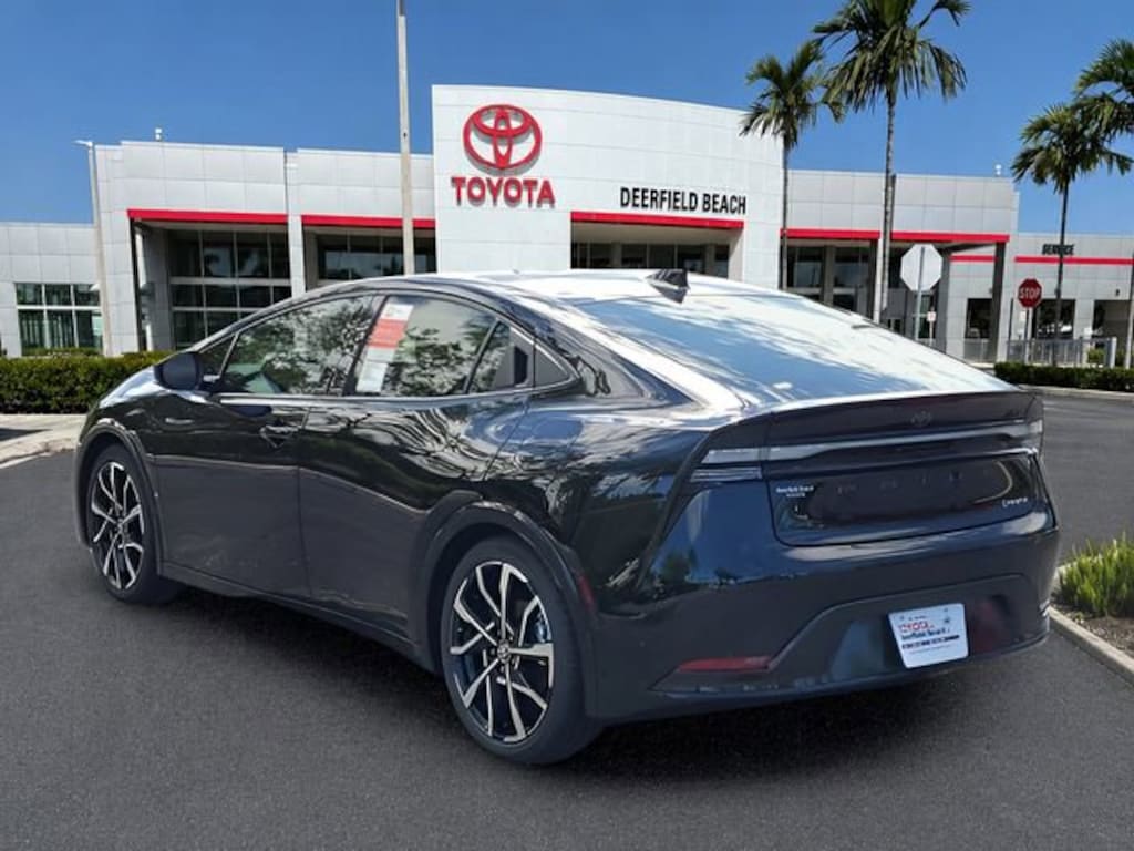 New 2025 Toyota Prius Plug-in Hybrid XSE Hatchback