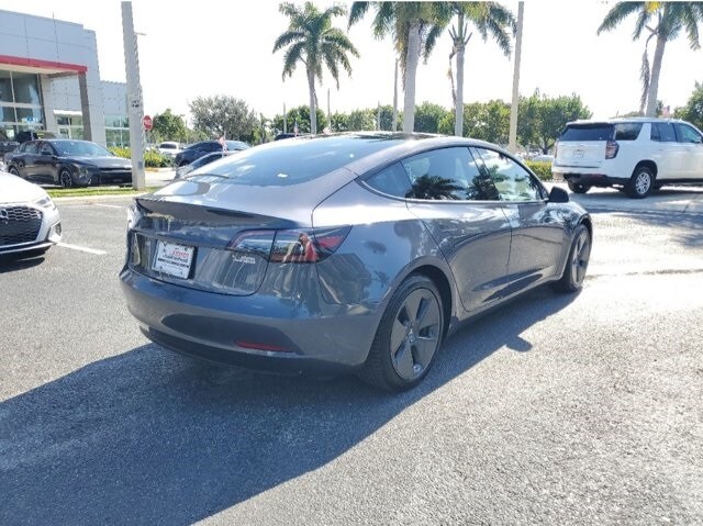 2023 Tesla Model 3 photo 4