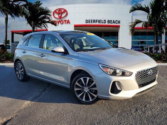 2020 Hyundai Elantra GT GT's photo