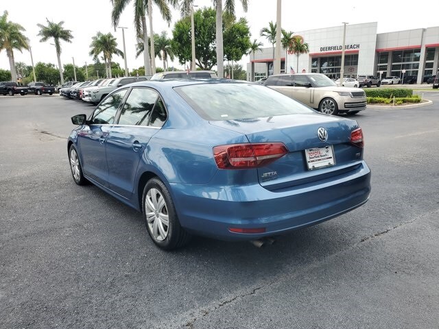 2017 Volkswagen Jetta 1.4T S photo 3