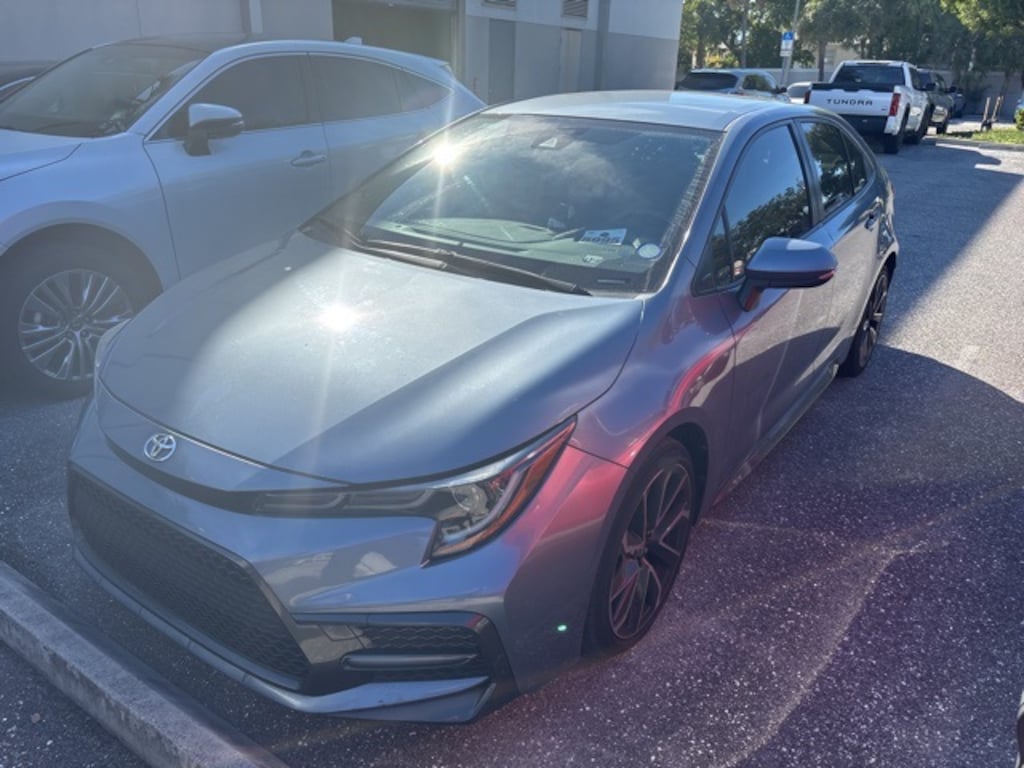 Used 2020 Toyota Corolla SE Sedan