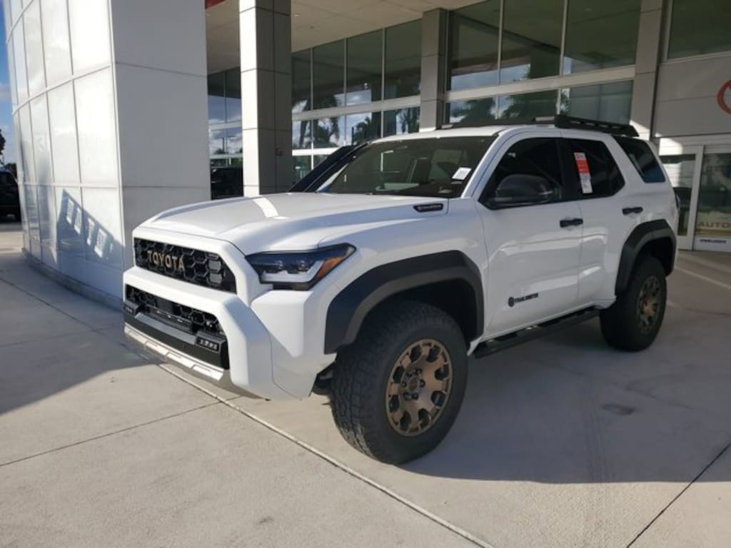 New 2025 Toyota 4Runner i-FORCE MAX Trailhunter SUV