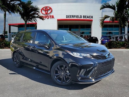 2025 Toyota Sienna XSE 7 Passenger Van Passenger Van