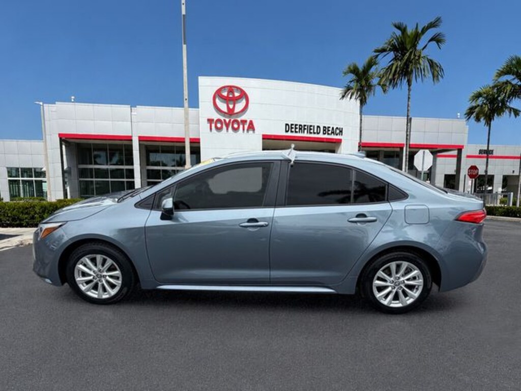 Used 2025 Toyota Corolla Hybrid LE Sedan