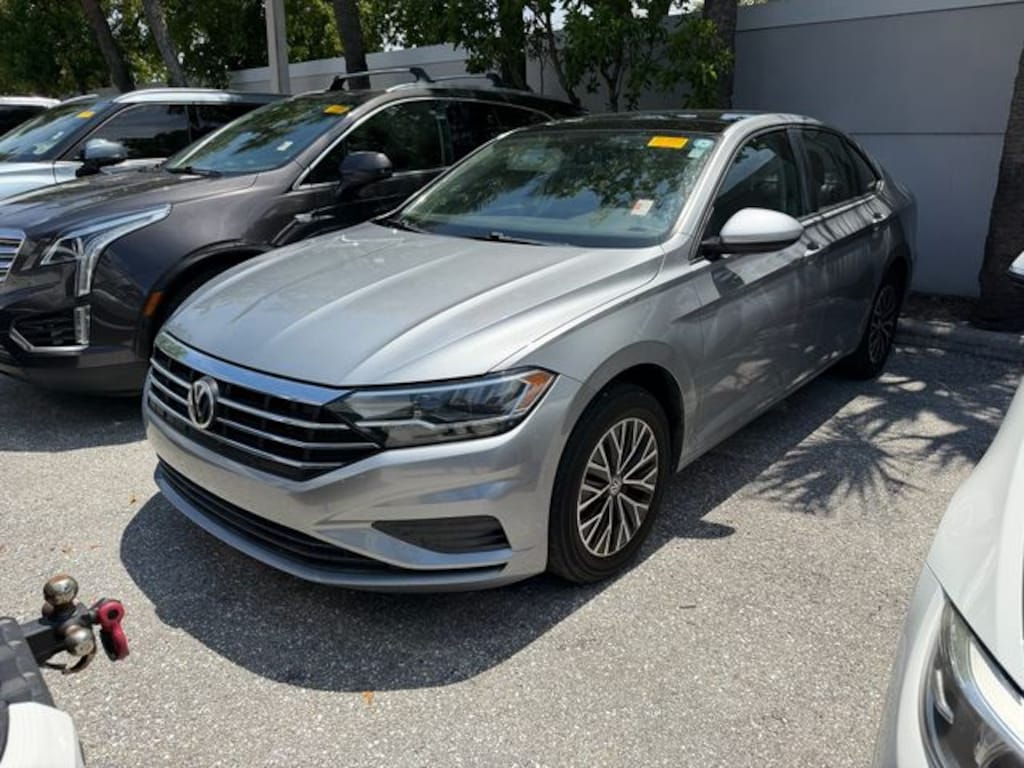 Used 2020 Volkswagen Jetta 1.4T SE Sedan