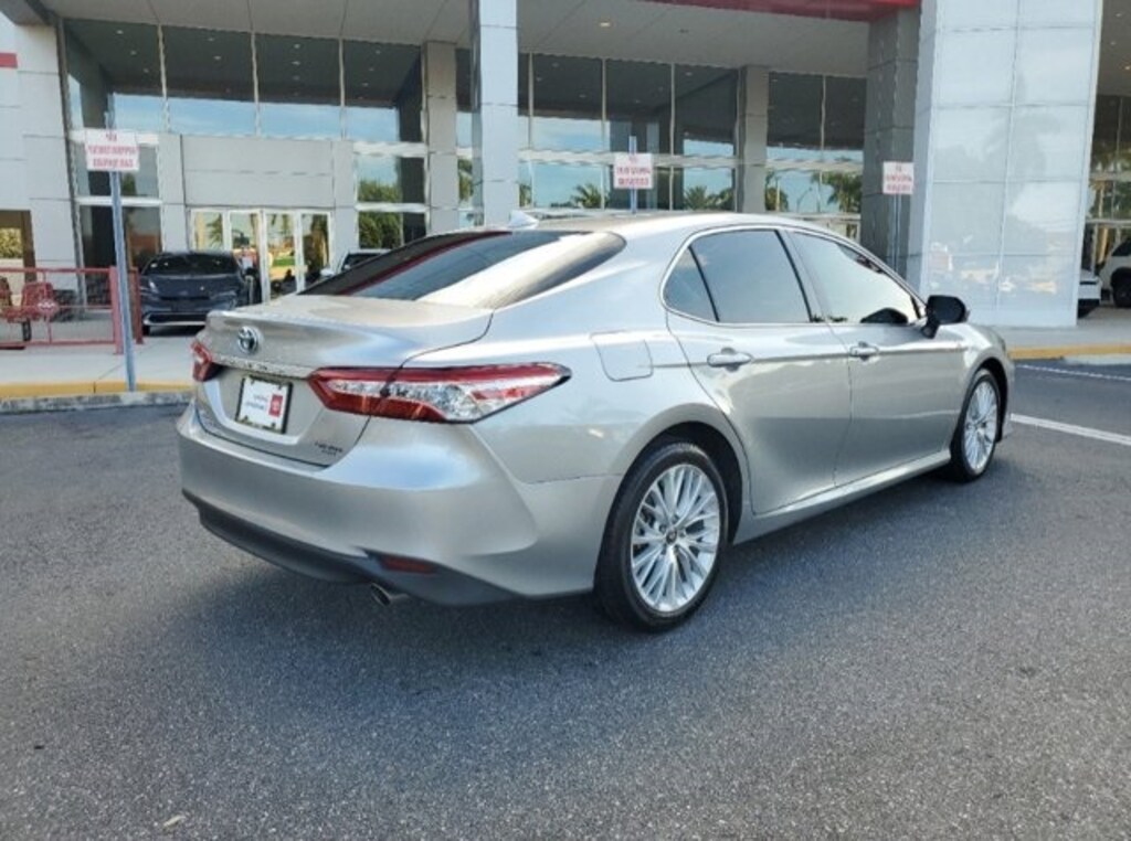 Certified 2020 Toyota Camry Hybrid XLE Sedan