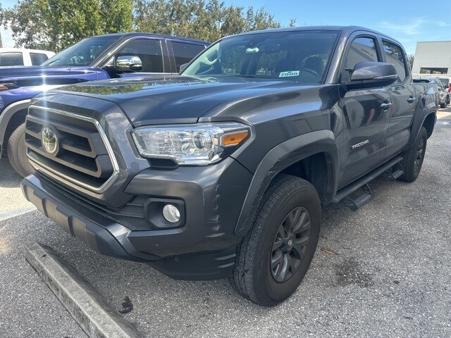 2023 Toyota Tacoma SR5 Double Cab photo 2