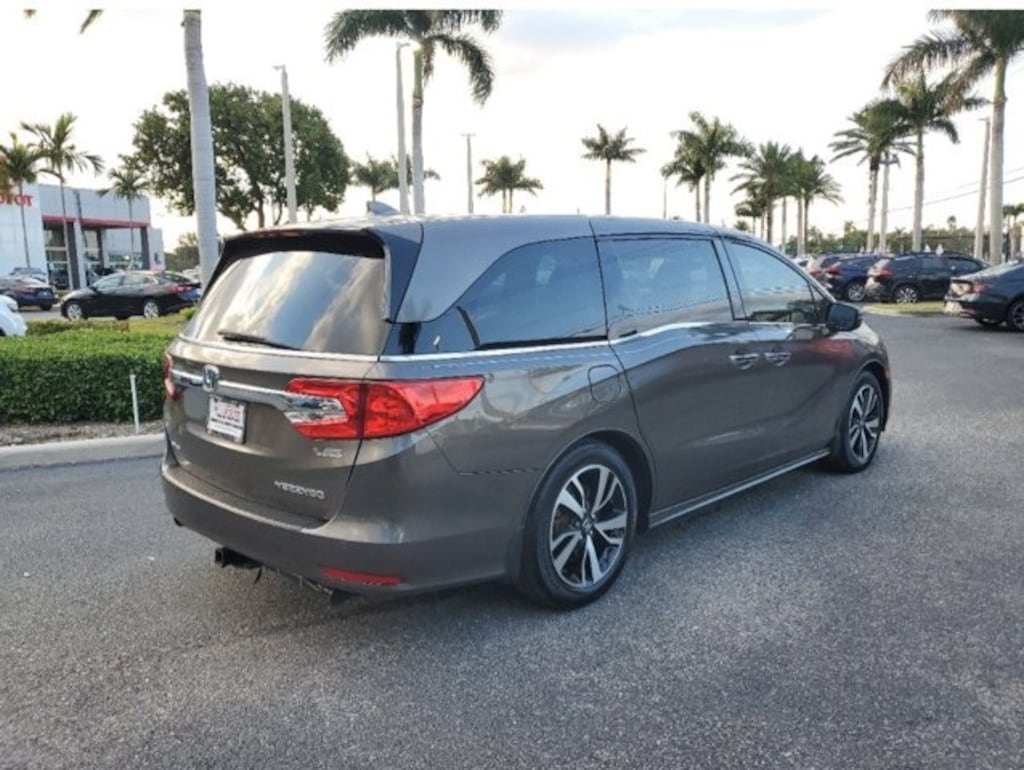Used 2018 Honda Odyssey Elite Van