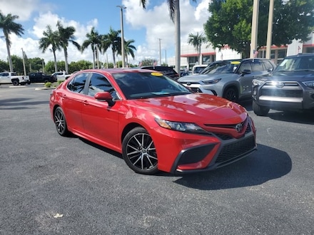 2024 Toyota Camry SE Sedan
