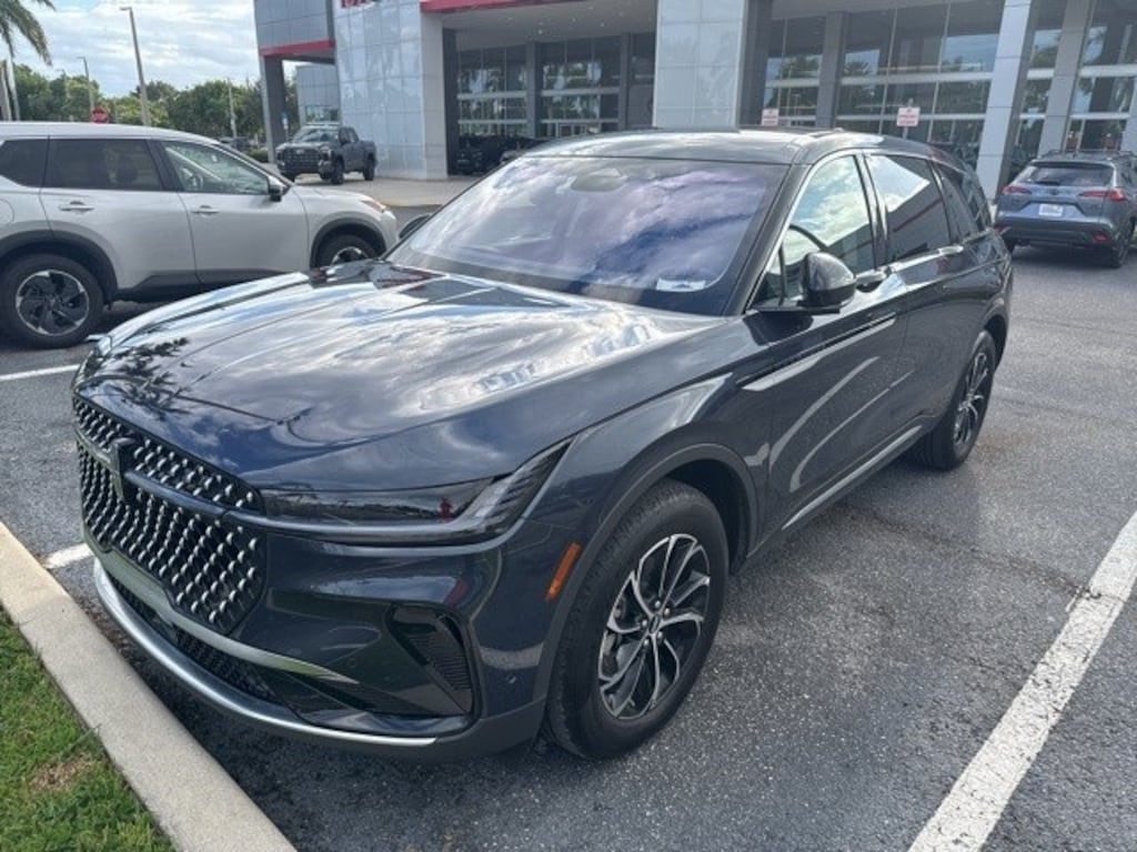 Used 2024 Lincoln Nautilus Premiere SUV