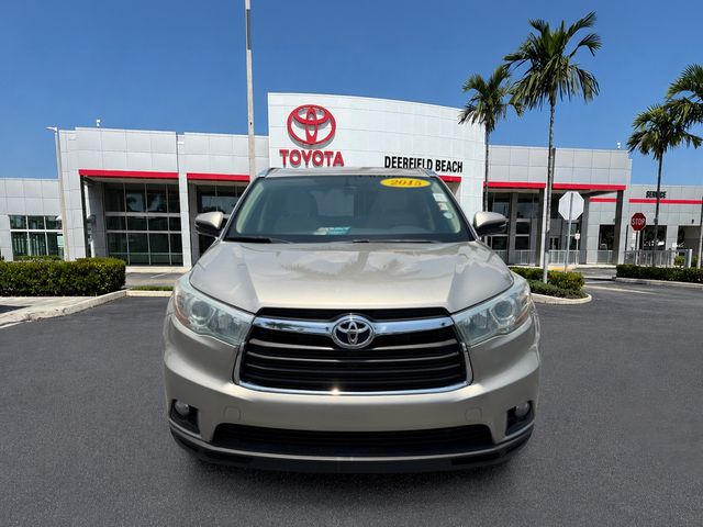 Used 2015 Toyota Highlander XLE with VIN 5TDKKRFH8FS100325 for sale in Deerfield Beach, FL