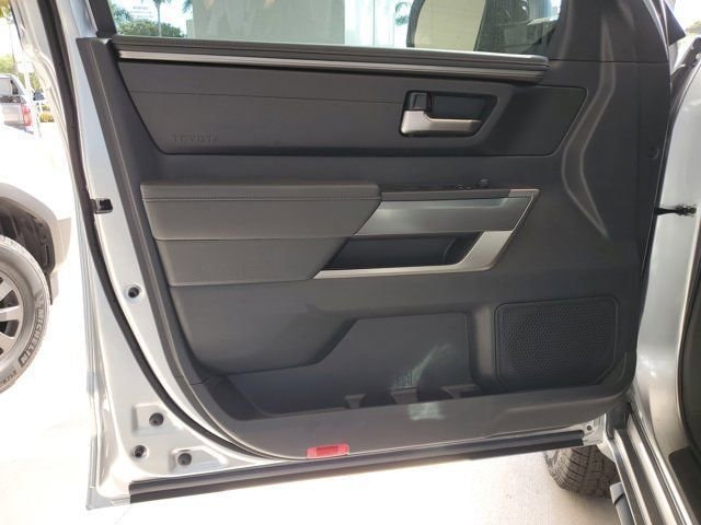 2026 Toyota Tundra SR5 - Photo 11