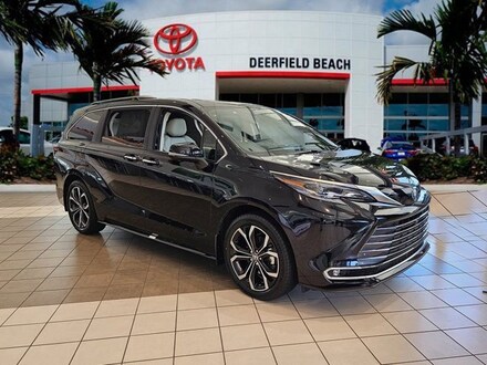 2025 Toyota Sienna Platinum 7 Passenger Van Passenger Van