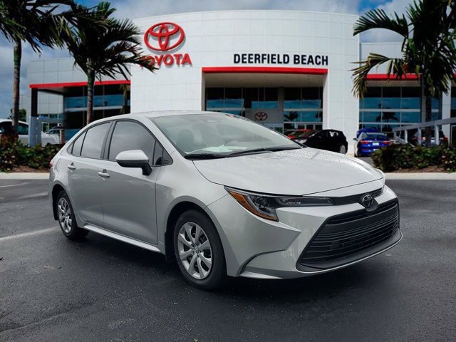 2026 Toyota Corolla LE's photo