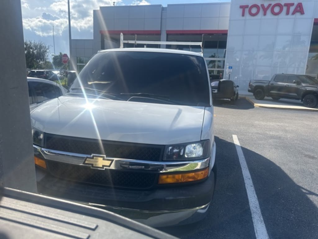 Used 2018 Chevrolet Express 2500 Work Van Van Cargo Van