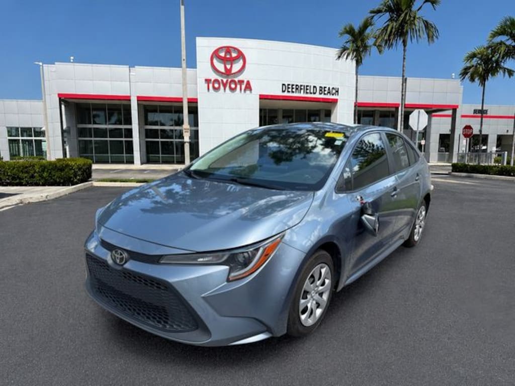 Used 2022 Toyota Corolla LE Sedan